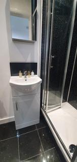 1 bedroom flat to rent, Portnall Road