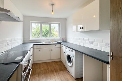 2 bedroom bungalow for sale, Stony Lane, Holmfirth HD9