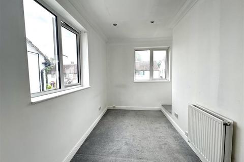 20 Three Corners, Bexleyheath, DA7 6HF