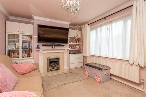 4 bedroom semi-detached house for sale, Hazel Close, Eythorne, Kent, CT15