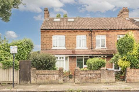 undefined, Clifden Road, Brentford TW8