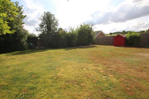 undefined, Beeches Close, Pitton