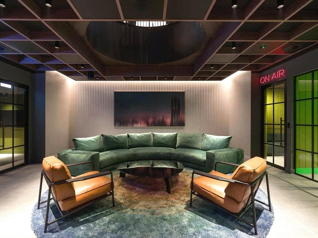Residents Lounges
