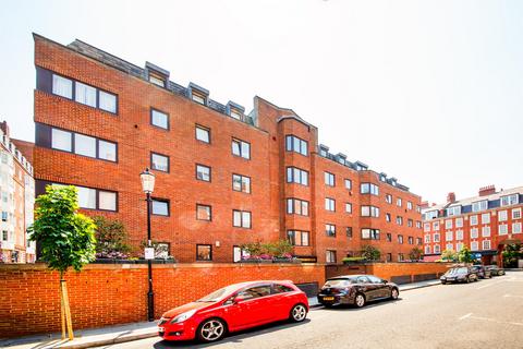 3 bedroom flat to rent, Petyward, Chelsea