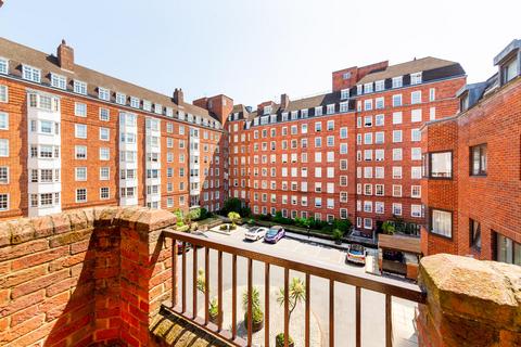 3 bedroom flat to rent, Petyward, Chelsea