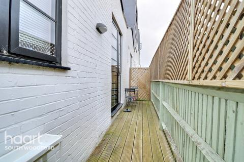 1 bedroom apartment for sale, Maybank Road, South Woodford
