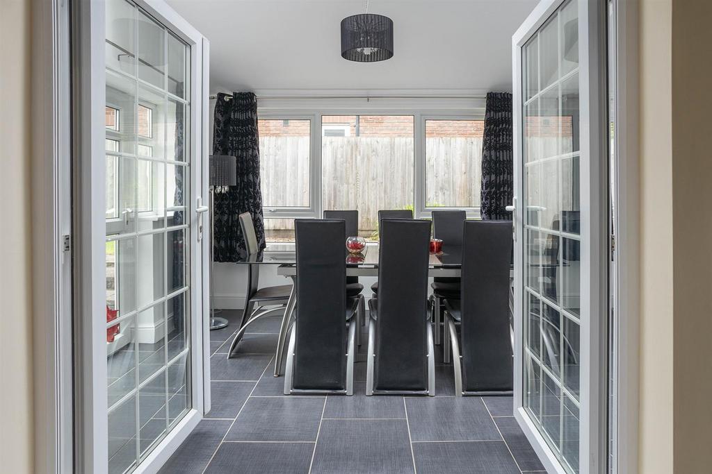 Dining/Sitting Room