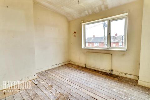 20 Hillcrest Road, Chapeltown, Sheffield, S35 1TY