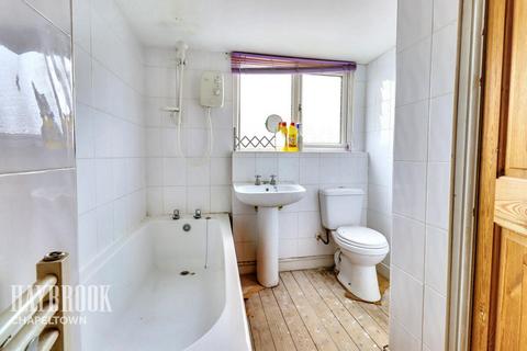 20 Hillcrest Road, Chapeltown, Sheffield, S35 1TY