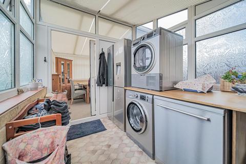 1 Ashdown Drive, Melksham, SN12 7HP