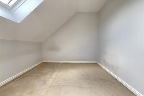 9 Constantine Crescent, Scarborough, YO12 4LQ