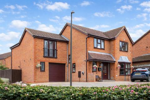 Blakeney Court, Milton Keynes MK4