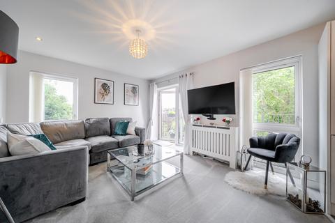 71 Elgin Gardens, Guildford, GU1 1UB