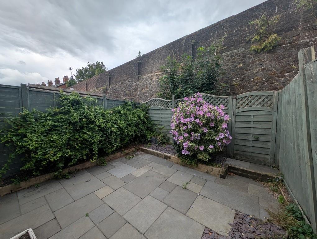 Garden 1.jpg