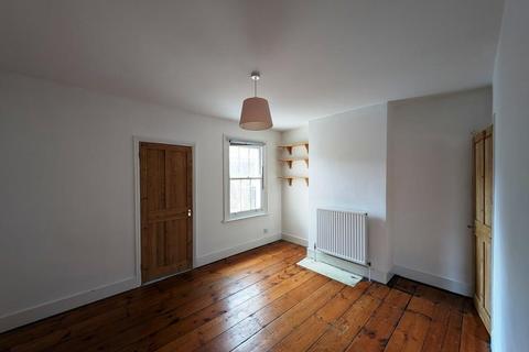 22 Mount Street, Dorking, RH4 3HX