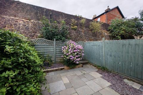 22 Mount Street, Dorking, RH4 3HX