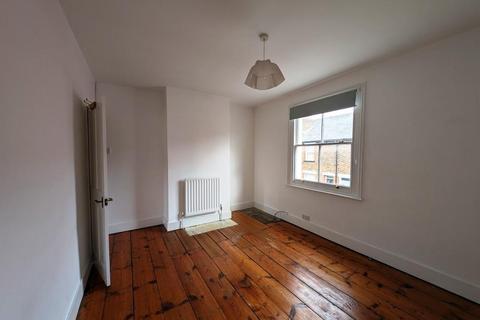 22 Mount Street, Dorking, RH4 3HX
