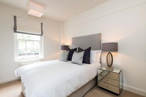 2 bedroom apartment to rent, Fulham Road, London SW3