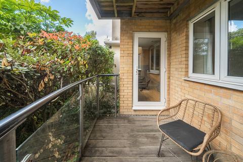 2 bedroom flat for sale, Hill Lane, Southampton, Hampshire, SO15