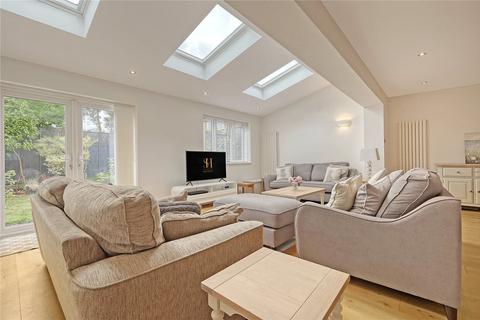 3 bedroom semi-detached house for sale, Sussex Way, Billericay, Essex, CM12