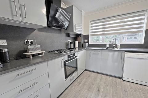 3 bedroom semi-detached house for sale, Hudson Close, Lidlington