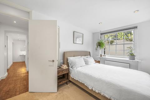 2 bedroom flat for sale, Canonbury Square, Canonbury, Islington, London