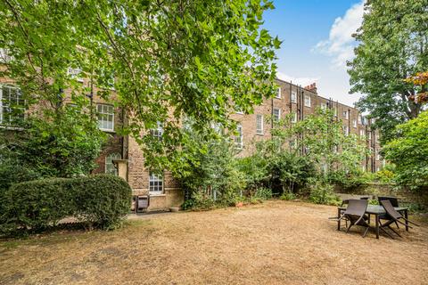2 bedroom flat for sale, Canonbury Square, Canonbury, Islington, London