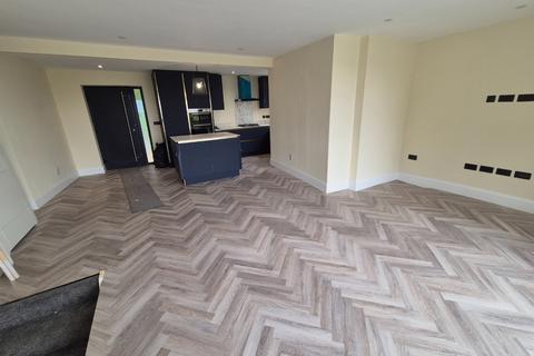 undefined, Woodbury Hill Path, Luton, Bedfordshire, LU2 7JN