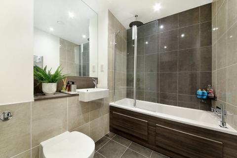 2 bedroom flat for sale, York Road, London