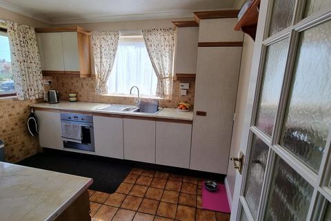 undefined, Chartres, Bexhill-on-Sea, TN40