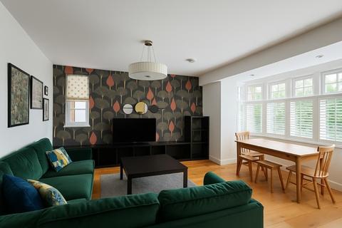 2 bedroom flat to rent, Sheen Road, Richmond