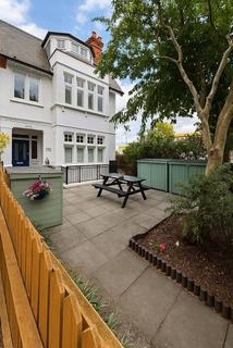 2 bedroom flat to rent, Sheen Road, Richmond