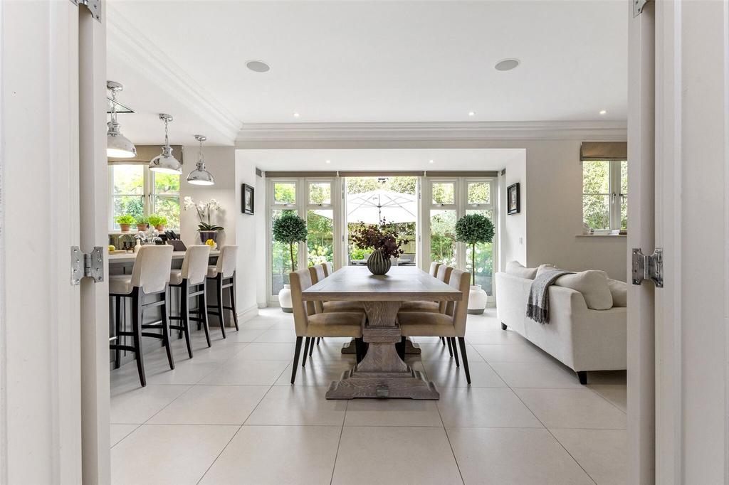 Kitchen/Breakfast