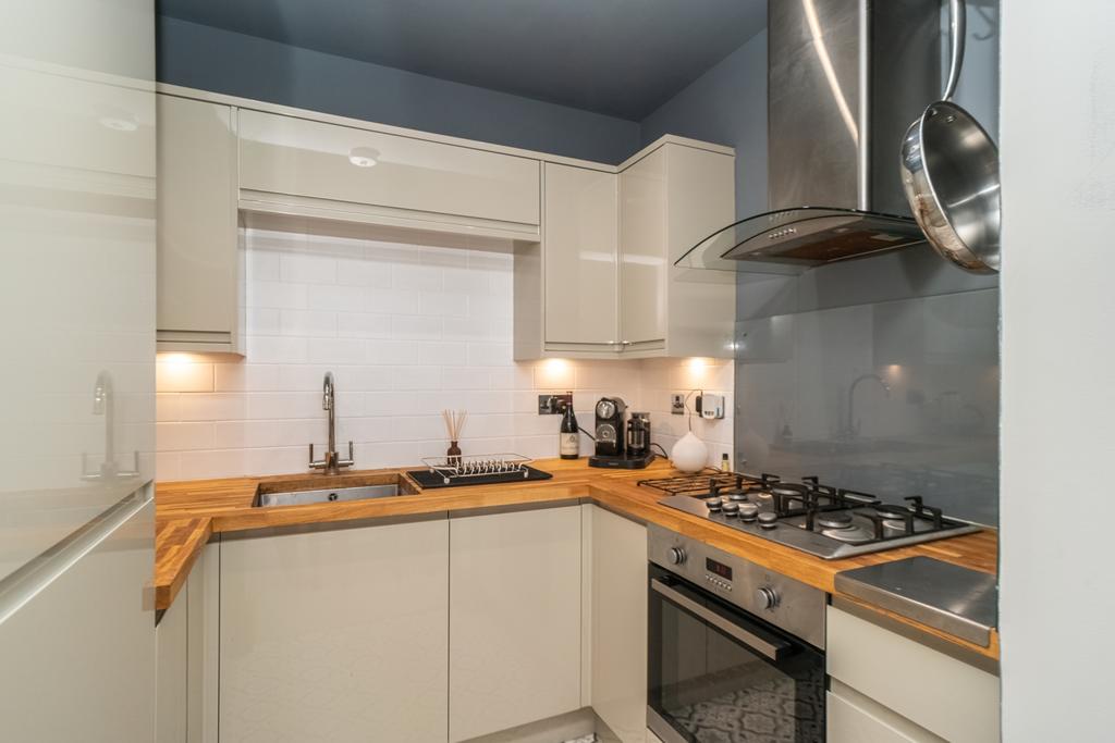 Kitchen 2