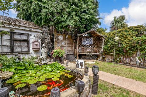 43 Tintern Road, Carshalton, SM5 1QF