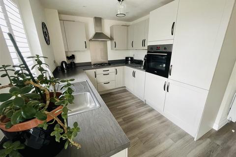 3 bedroom detached house for sale, Baler Drive, Nuneaton