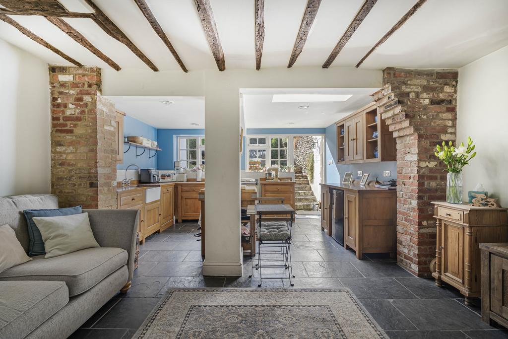Living/Kitchen