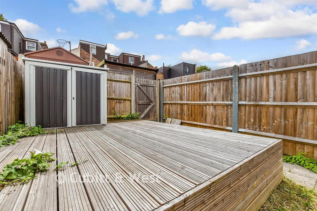 Patio / Decking
