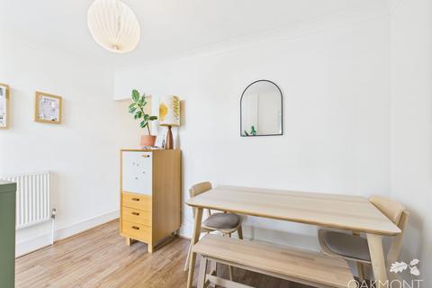 11 Claremont Road, Hornchurch, RM11 1BY