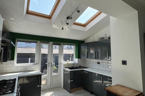 2 bedroom terraced house for sale, Britain Street, Bury BL9