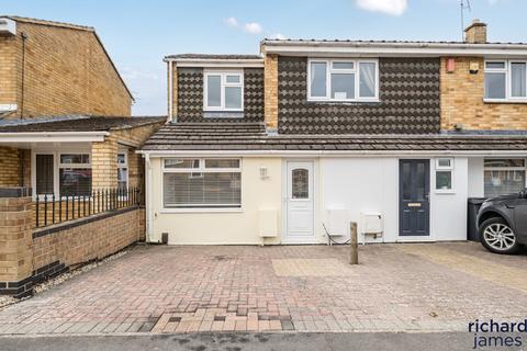 1 bedroom terraced house for sale, Bolingbroke Road, Moredon, Swindon, SN2