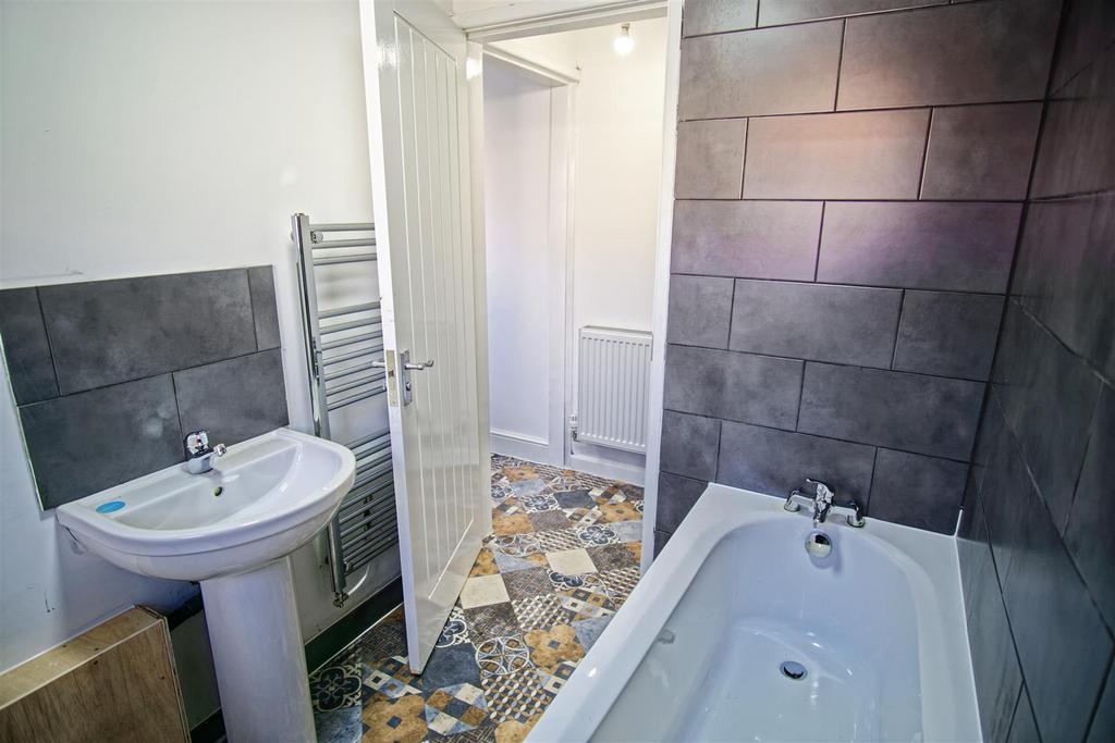 Ground floor bathroom