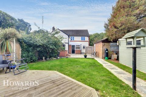 undefined, Short Road, Lowestoft