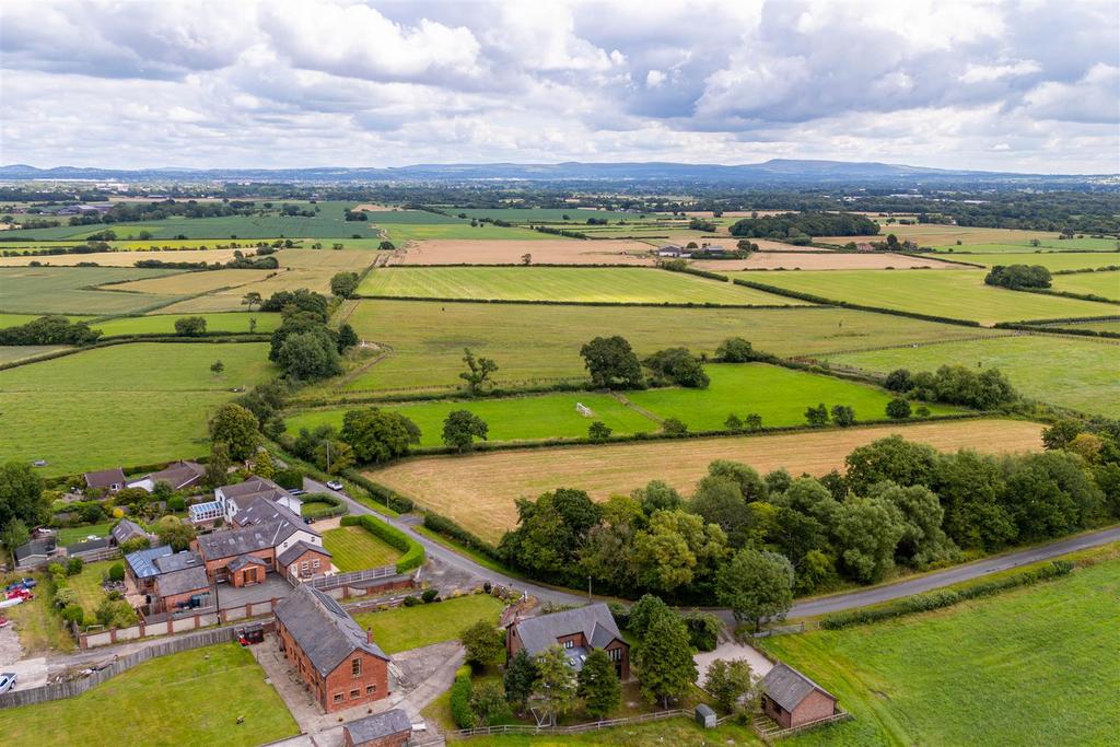 Aerial View - Surroundings