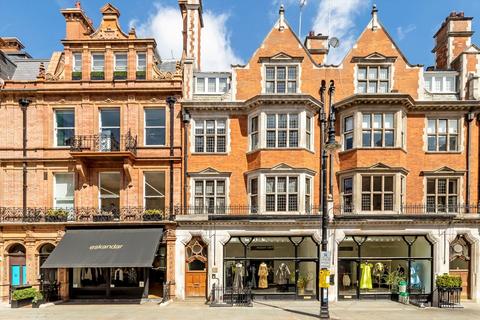 2 bedroom flat for sale, Mount Street, London W1K
