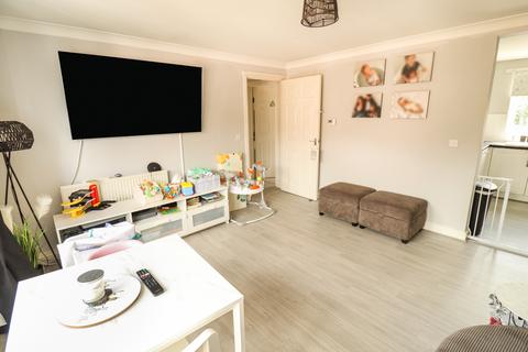 2 bedroom apartment for sale, Caspian Way, Purfleet-on-Thames RM19