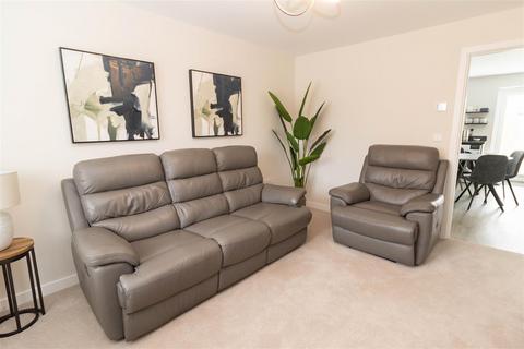 2 bedroom terraced house for sale, Doxford Crescent, North Shields