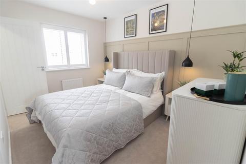 2 bedroom terraced house for sale, Doxford Crescent, North Shields