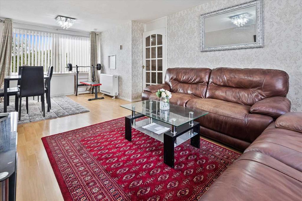Lounge Dining (2)