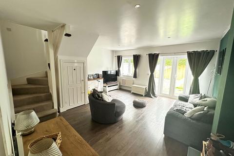 undefined, Erwr Brenhinoedd, Llandybie, SA18 2TQ